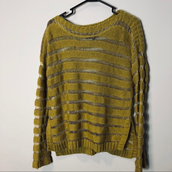 JessicaSimpson gold thread sweater - Picture 2 of 6